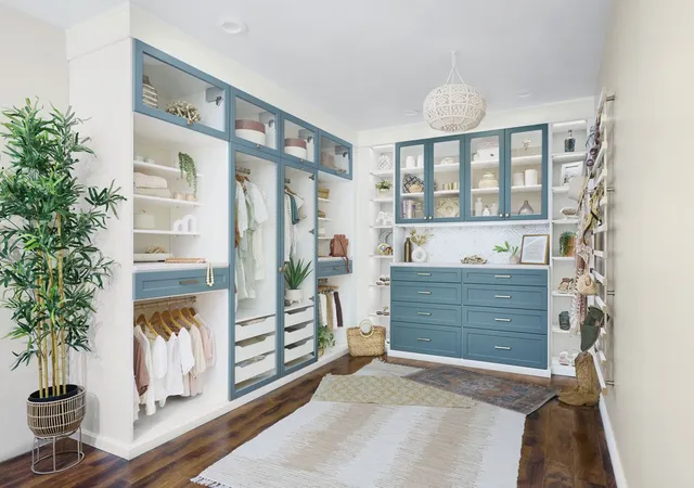 Walk-In Closets